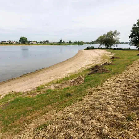 Cool Huisje Aan De Maas Tatil Evi *