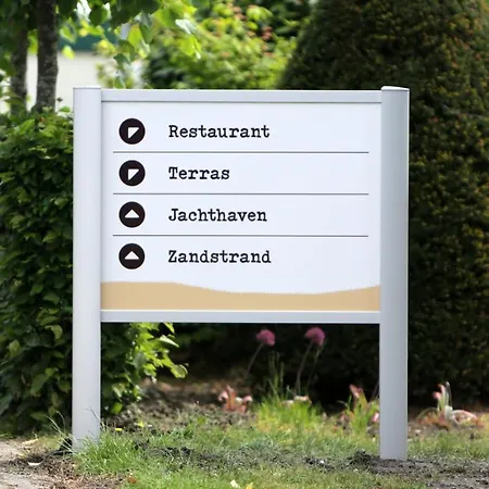 Cool Huisje Aan De Maas